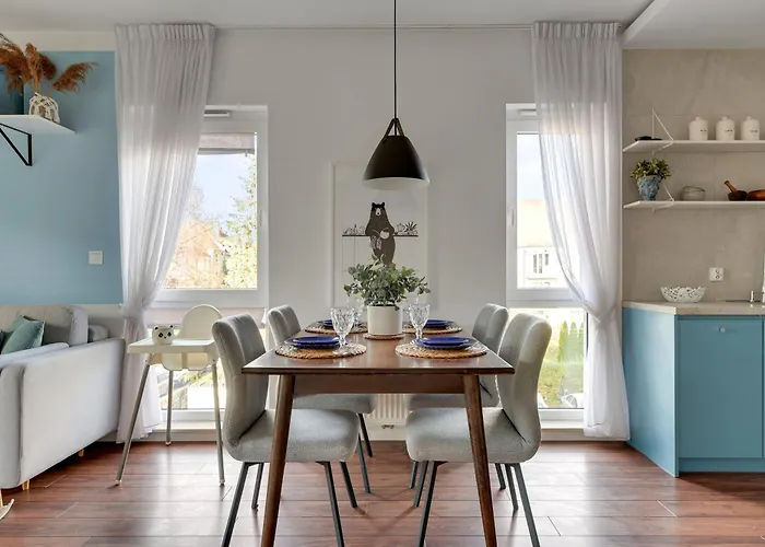 Kochanowskiego Lovely By Downtown Apartmán